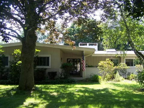 702 E Baldwin St, Hackettstown, NJ 07840 photo 1