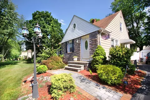 32 New St, Wayne, NJ 07470 photo 2