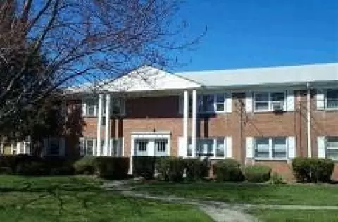 93 Manchester Ct, Wayne, NJ 07470 photo 1
