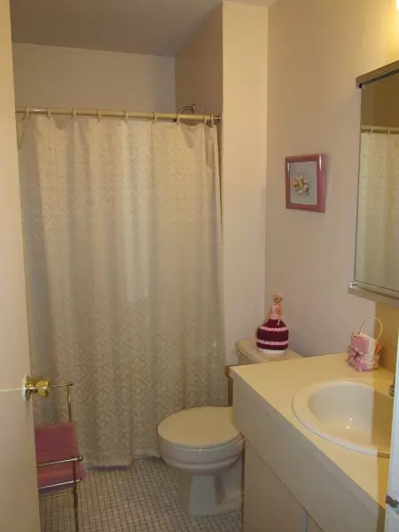 4 Foxhall # A, Middlesex, NJ 08846 photo 15