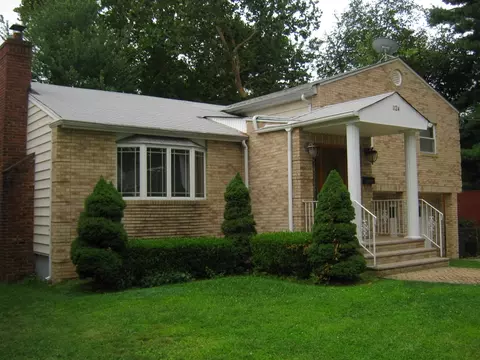 1124 Cranbrook Rd, Union, NJ 07083 photo 1