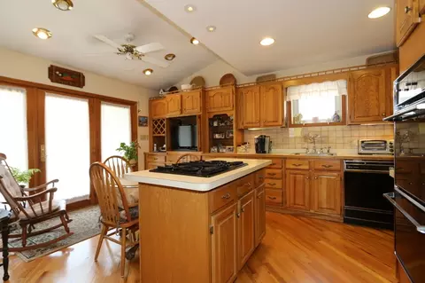 1342 Brookfall Ave, Union, NJ 07083 photo 5