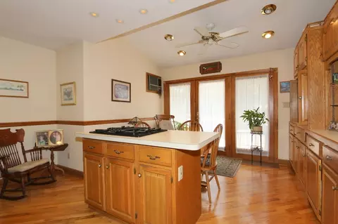 1342 Brookfall Ave, Union, NJ 07083 photo 6