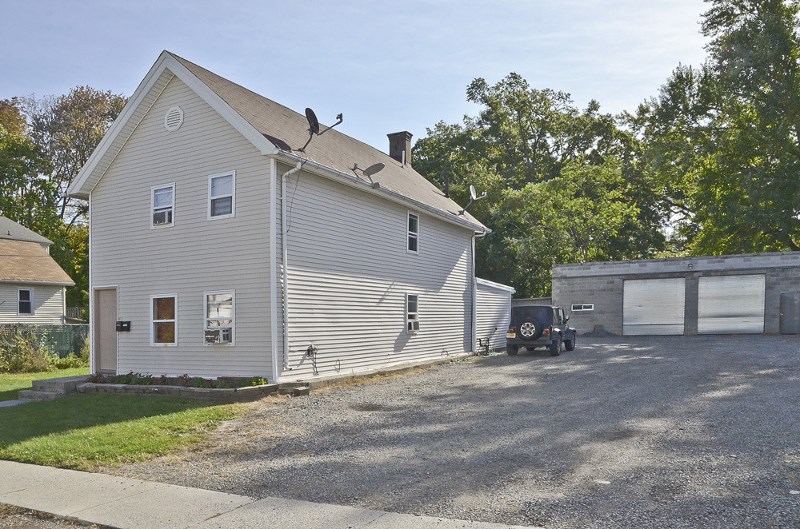 476 Burnside St, Orange, NJ 07050 photo 1