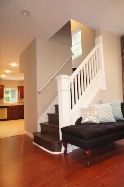 525 Mcmichael Pl, Hillside, NJ 07205 photo 8