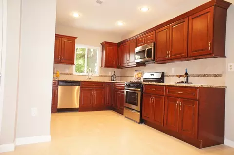 525 Mcmichael Pl, Hillside, NJ 07205 photo 1