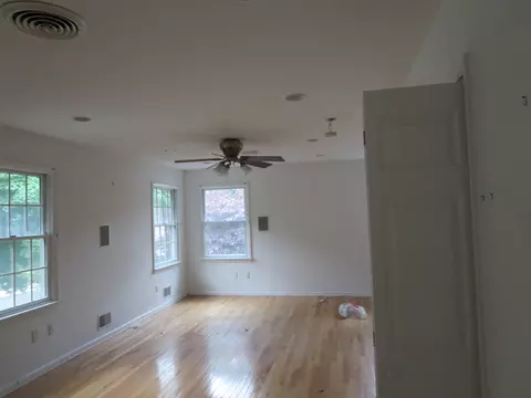 6 Devore Dr, West Orange, NJ 07052 photo 2