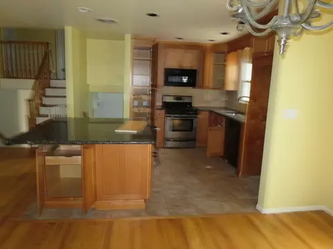 6 Devore Dr, West Orange, NJ 07052 photo 4