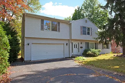 362 Bullard Ave, Paramus, NJ 07652 photo 1