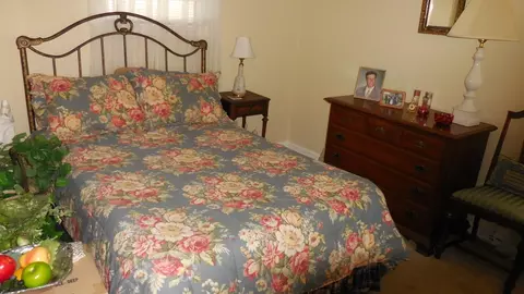 8 Pierrepont Ave, Middlesex, NJ 08846 photo 7