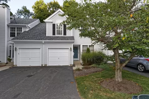 32 Rushmore Ln, Hackettstown, NJ 07840 photo 1