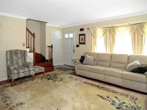 11 Mountainside Dr, Wayne, NJ 07470 photo 4