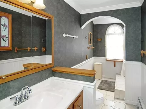 11 Mountainside Dr, Wayne, NJ 07470 photo 6