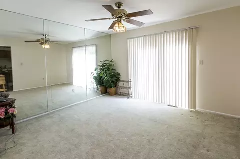 13 Sycamore Rd, Middlesex, NJ 08846 photo 5