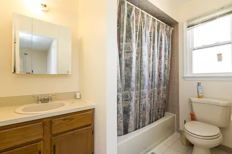 13 Sycamore Rd, Middlesex, NJ 08846 photo 12