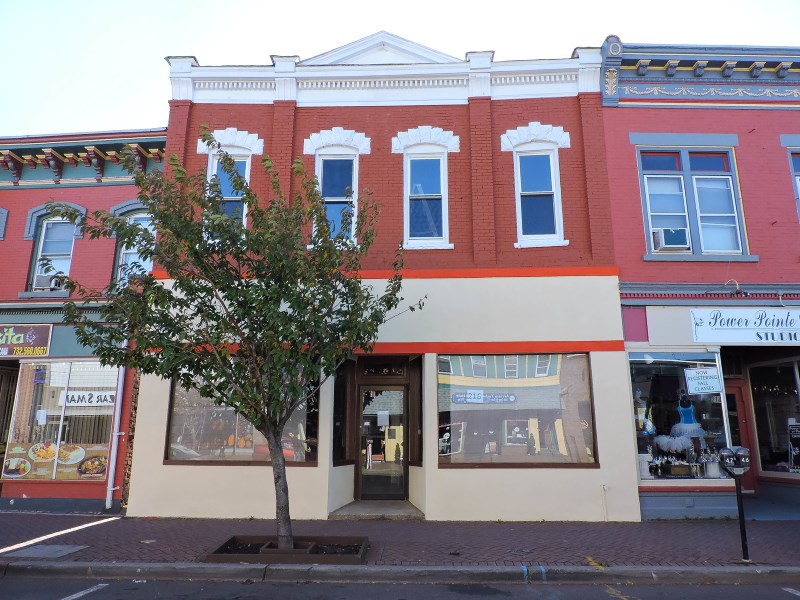 216 E Main St, Bound Brook, NJ 08805 photo 1