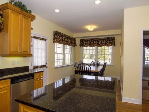 9 Sand Spring Rd, Morristown, NJ 07960 photo 9