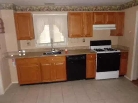 633-35 E 7th St, Plainfield, NJ 07060 photo 5