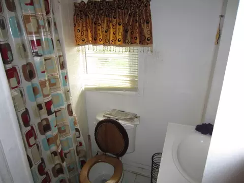 977 W 4th St, Plainfield, NJ 07063 photo 5