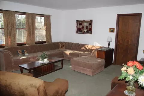 5 Garabrant St, Mendham, NJ 07945 photo 2