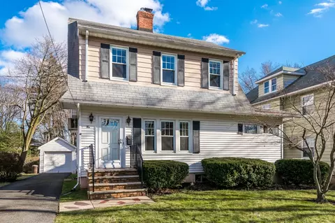 10 Russell Pl, Summit, NJ 07901 photo 1