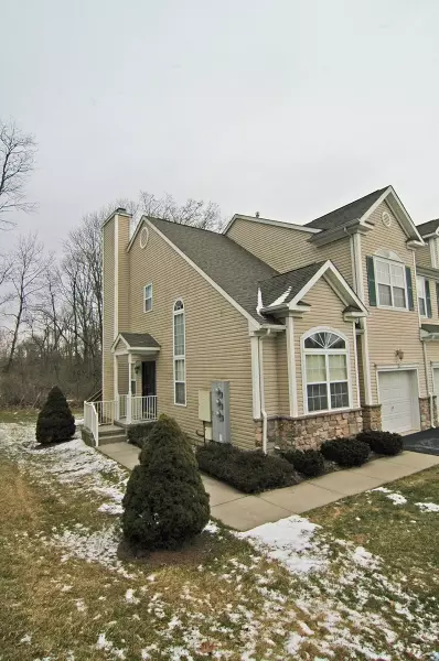 74 Pinehurst Dr, Washington, NJ 07882 photo 1