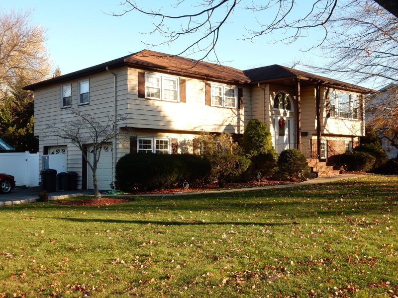 32 Winding Way, Wayne, NJ 07470 photo 1