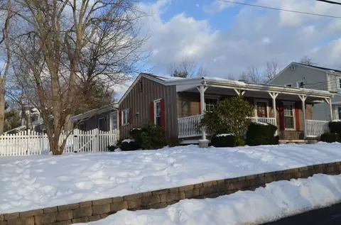 78 Baker Ave, Berkeley Heights, NJ 07922 photo 2