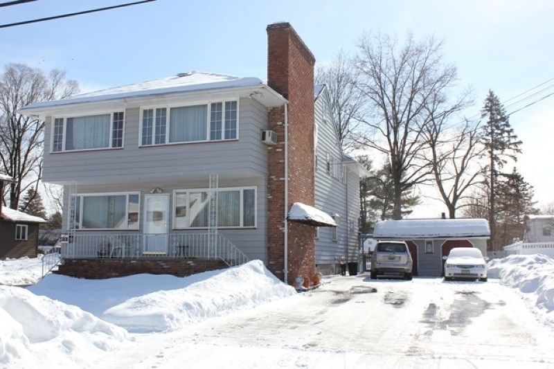 24 Burnside Pl, Haskell, NJ 07420 photo 1