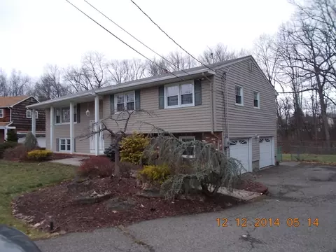 35 Teak Rd, Wayne, NJ 07470 photo 3