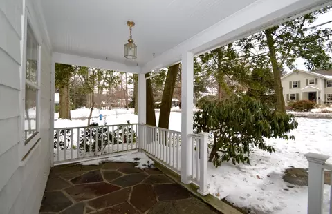 31 Colony Dr, Summit, NJ 07901 photo 2