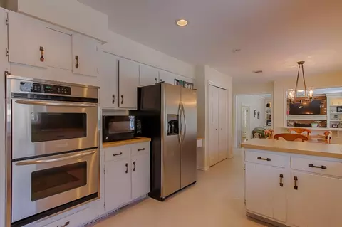 8 E Gate Rd, Long Valley, NJ 07853 photo 12
