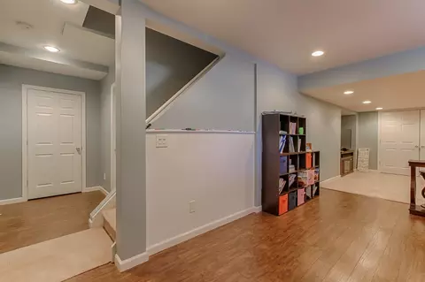 8 E Gate Rd, Long Valley, NJ 07853 photo 19