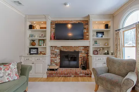 8 E Gate Rd, Long Valley, NJ 07853 photo 7