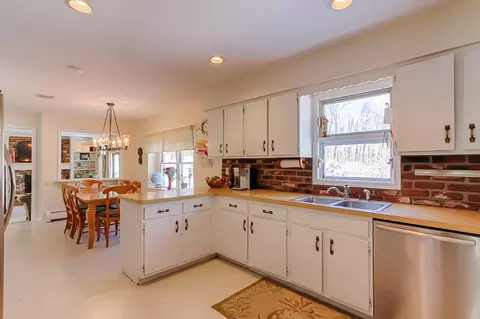8 E Gate Rd, Long Valley, NJ 07853 photo 13
