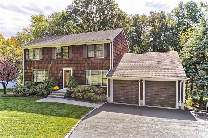 875 River Rd, Chatham, NJ 07928 photo 1
