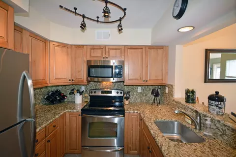 30 Stevens Ct, Bedminster, NJ 07921 photo 4