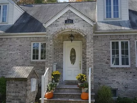 221 Hillside Ave, Springfield, NJ 07081 photo 2