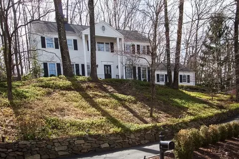 19 Lynnfield Dr, Morristown, NJ 07960 photo 1