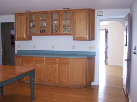 248 Appletree Ln, Mountainside, NJ 07092 photo 4