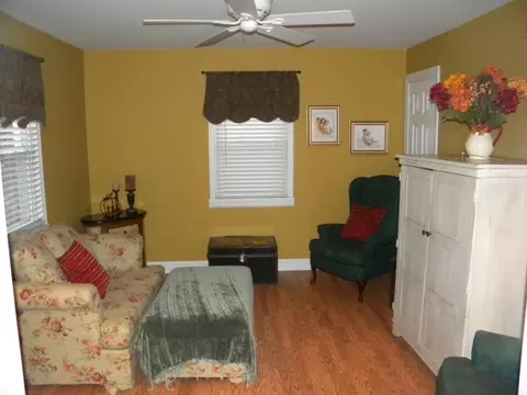 2 Alan Ct, Clark, NJ 07066 photo 5