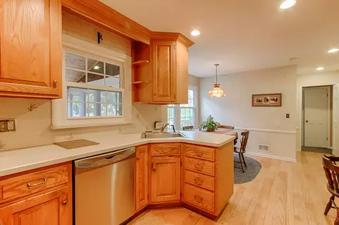 8 Anthony Wayne Rd, Morristown, NJ 07960 photo 9