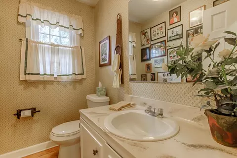 8 Anthony Wayne Rd, Morristown, NJ 07960 photo 12