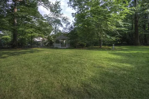 5 Stembrook Rd, Montvale, NJ 07645 photo 18