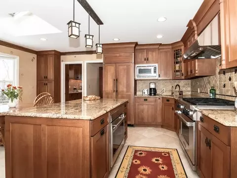 100 Lenape Ln, Berkeley Heights, NJ 07922 photo 9