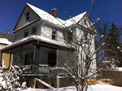 58 Everett Pl, Plainfield, NJ 07063 photo 2
