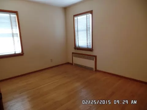 18 Maple Ave, Wallington, NJ 07057 photo 3