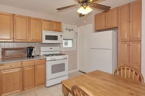 357 Cherry Ave, Bound Brook, NJ 08805 photo 11