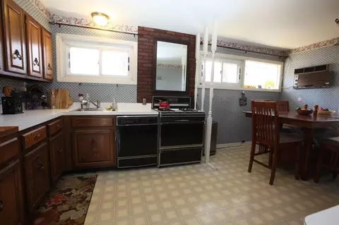 210 Spring Valley Rd, Paramus, NJ 07652 photo 4