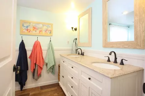 210 Spring Valley Rd, Paramus, NJ 07652 photo 14